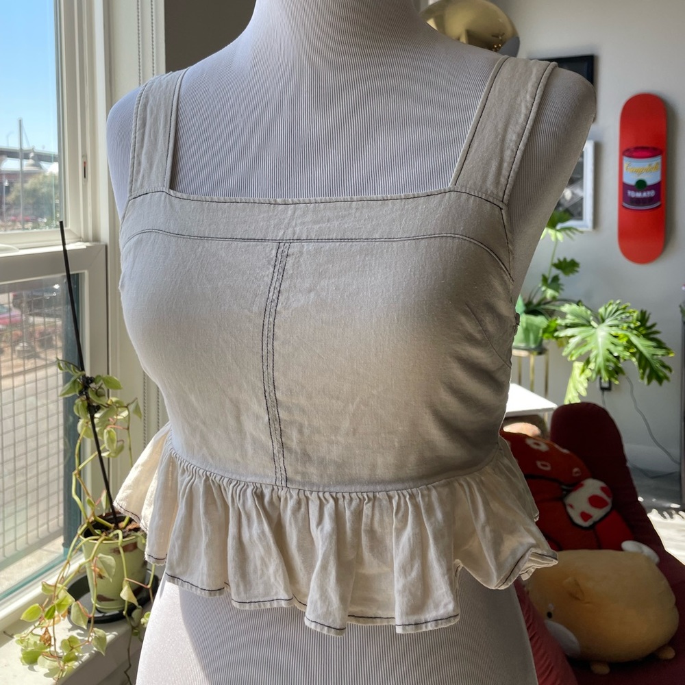 URBAN OUTFITTERS Linen Crop Top